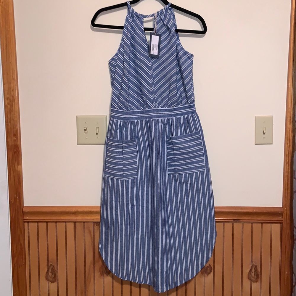 NWT! Universal Threads Summer Dress. Small.